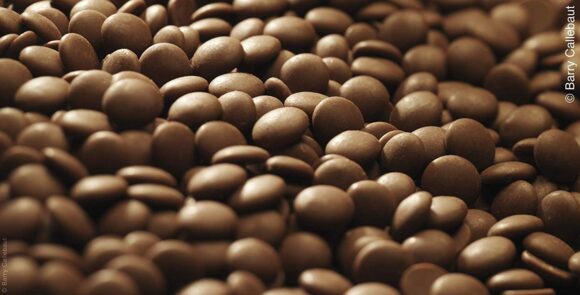 Callebaut No 823 Finest Belgian Milk Chocolate Callets Couverture 33.6% - 1Kg-We currently offer delivery only in the Toronto area. - Image 4